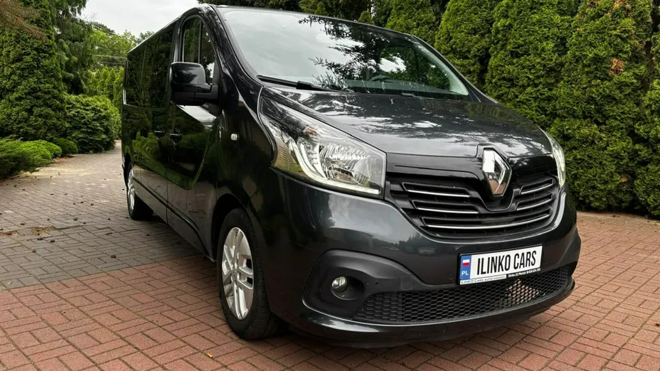 RENAULT Trafic -