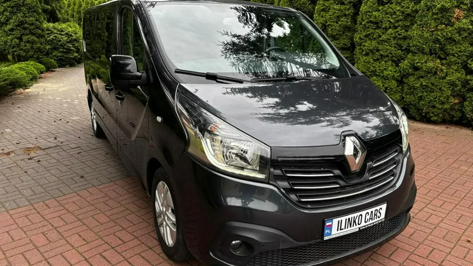RENAULT Trafic -