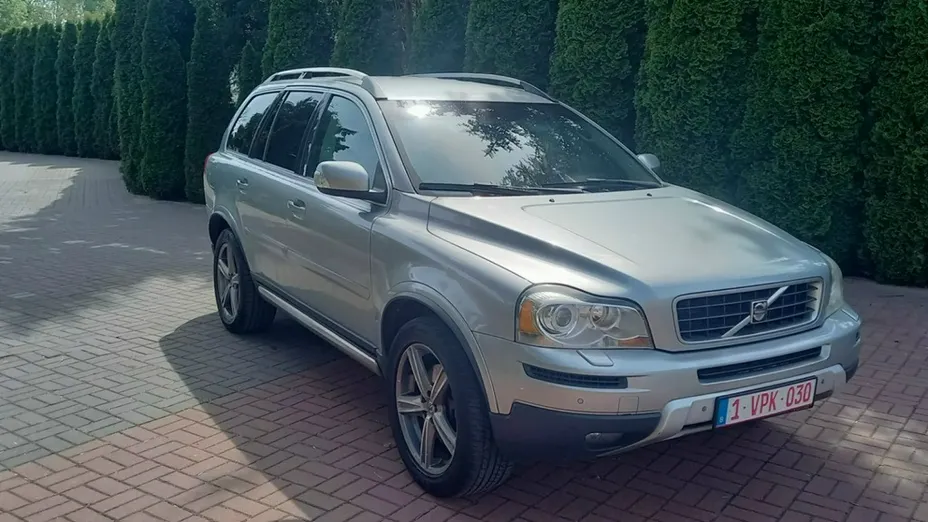 VOLVO XC90 -