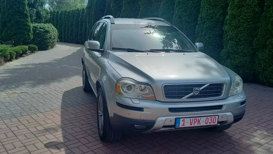 VOLVO XC90 -