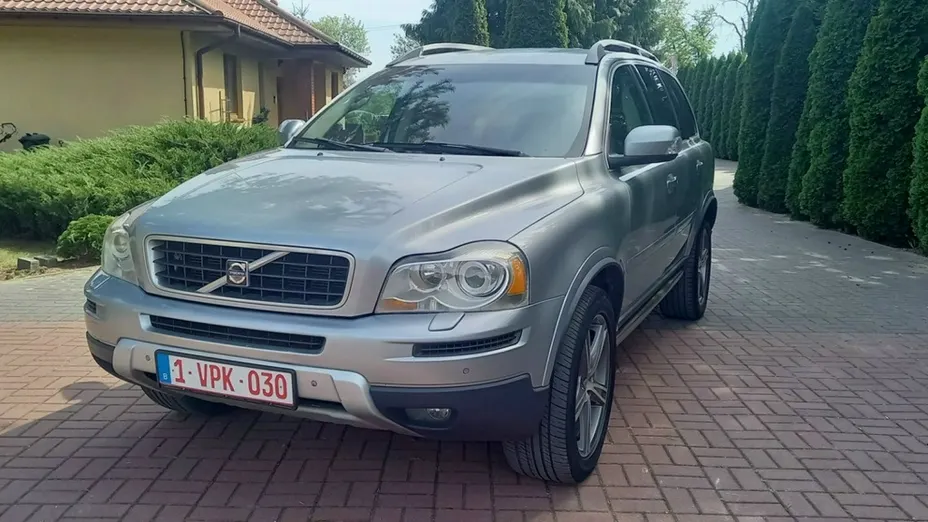 VOLVO XC90 -