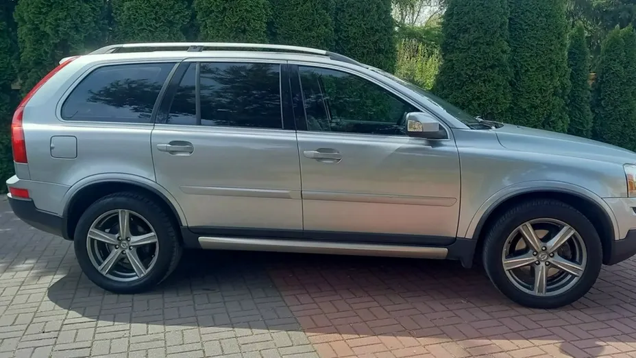 VOLVO XC90 -
