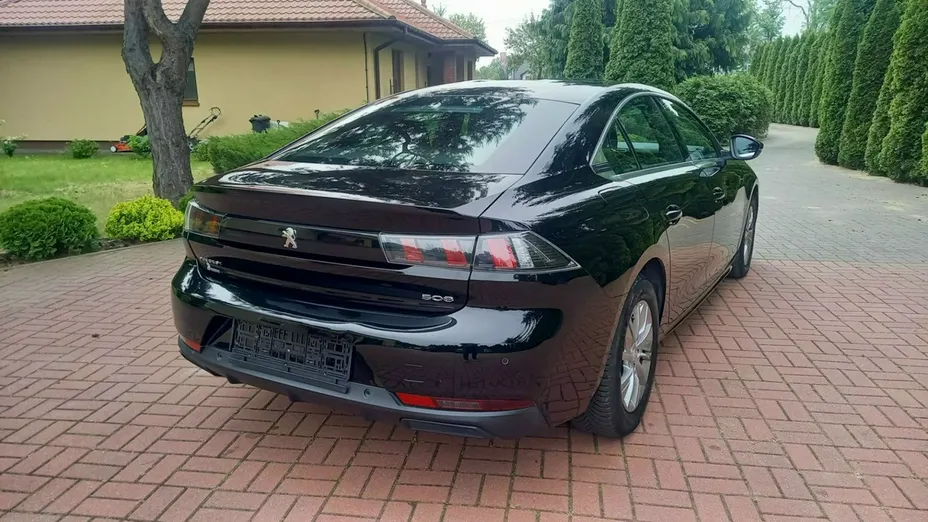 PEUGEOT 508 -