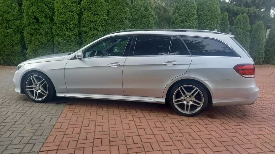 MERCEDES-BENZ E Klasa -