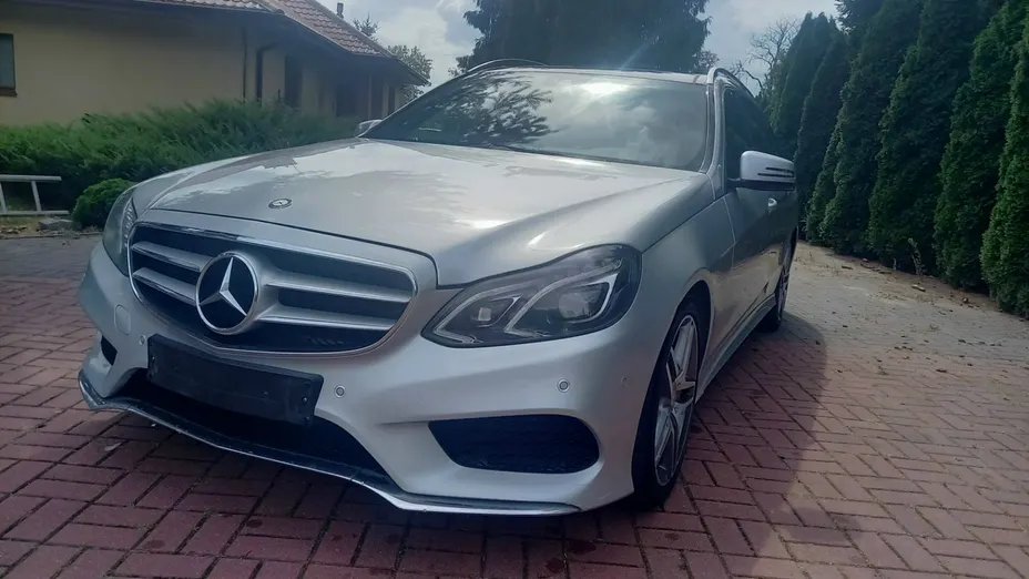 MERCEDES-BENZ E Klasa -