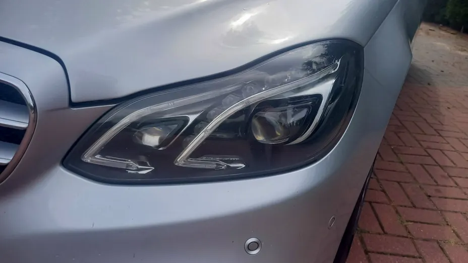 MERCEDES-BENZ E Klasa -