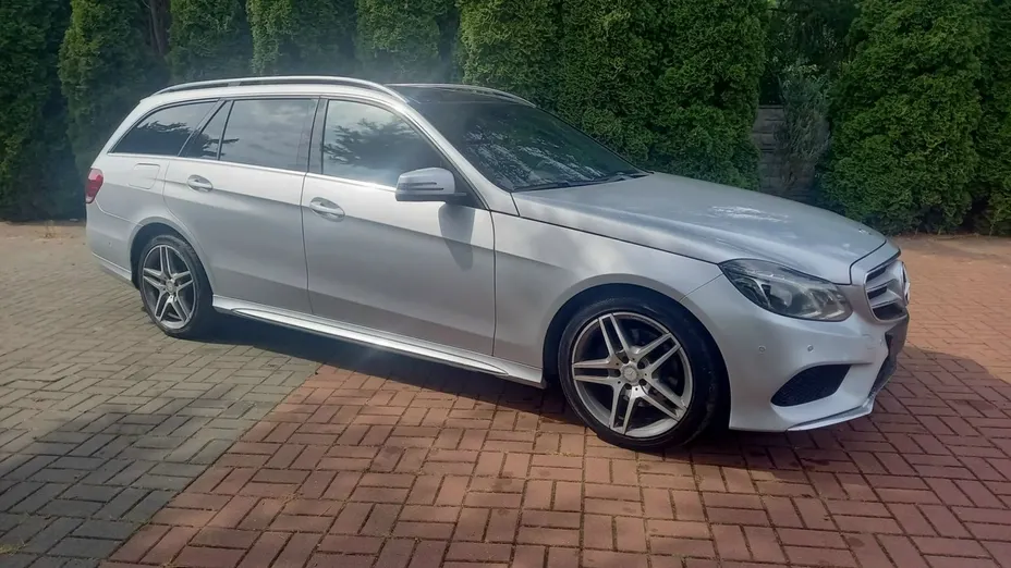 MERCEDES-BENZ E Klasa -