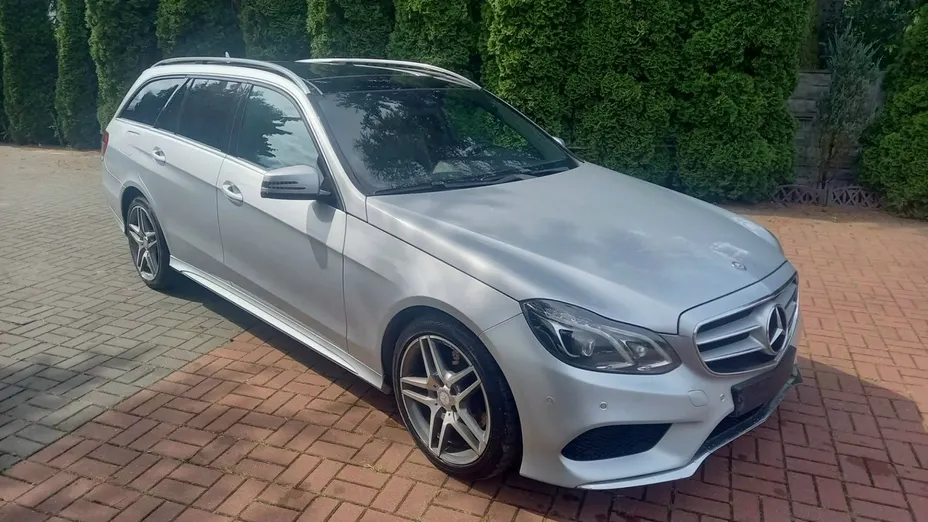 MERCEDES-BENZ E Klasa -