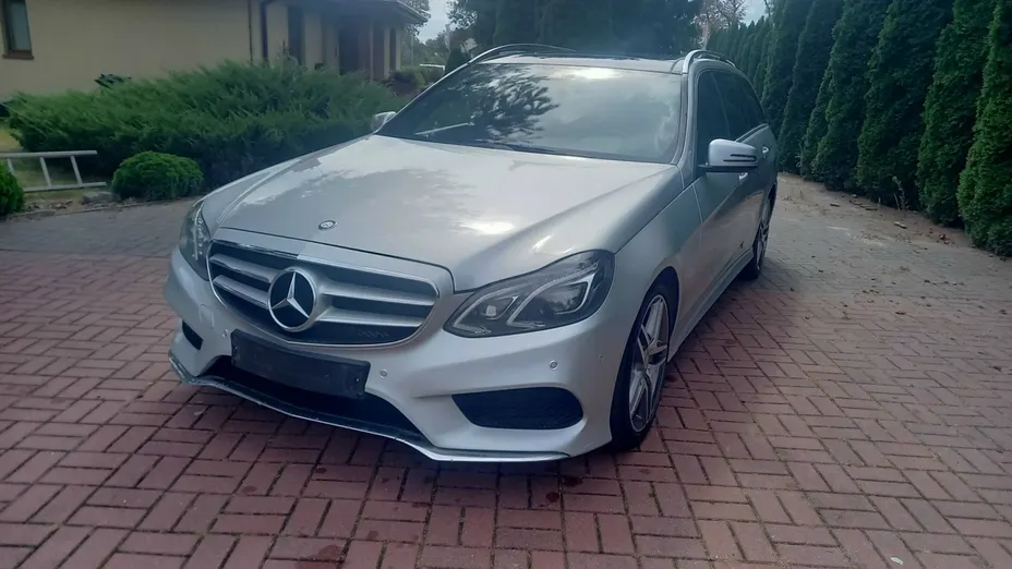 MERCEDES-BENZ E Klasa -
