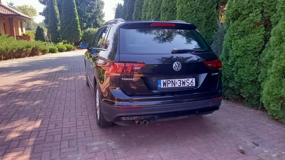 VOLKSWAGEN Tiguan -