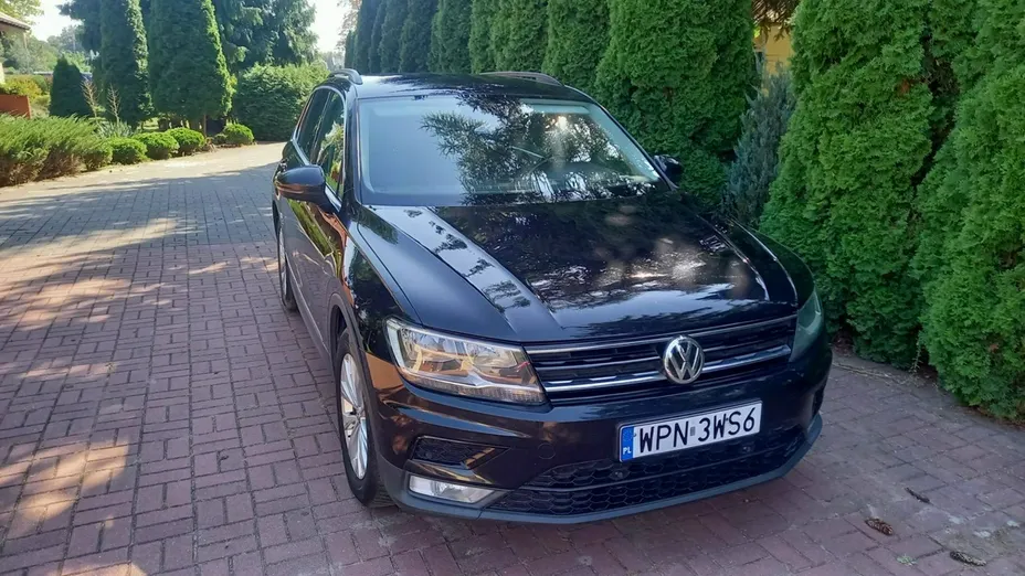 VOLKSWAGEN Tiguan -