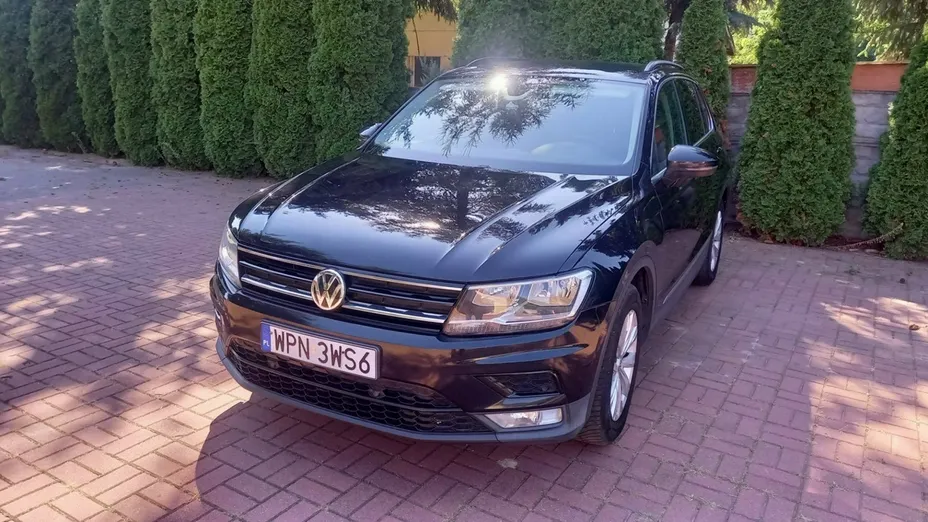 VOLKSWAGEN Tiguan -
