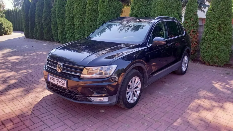 VOLKSWAGEN Tiguan -