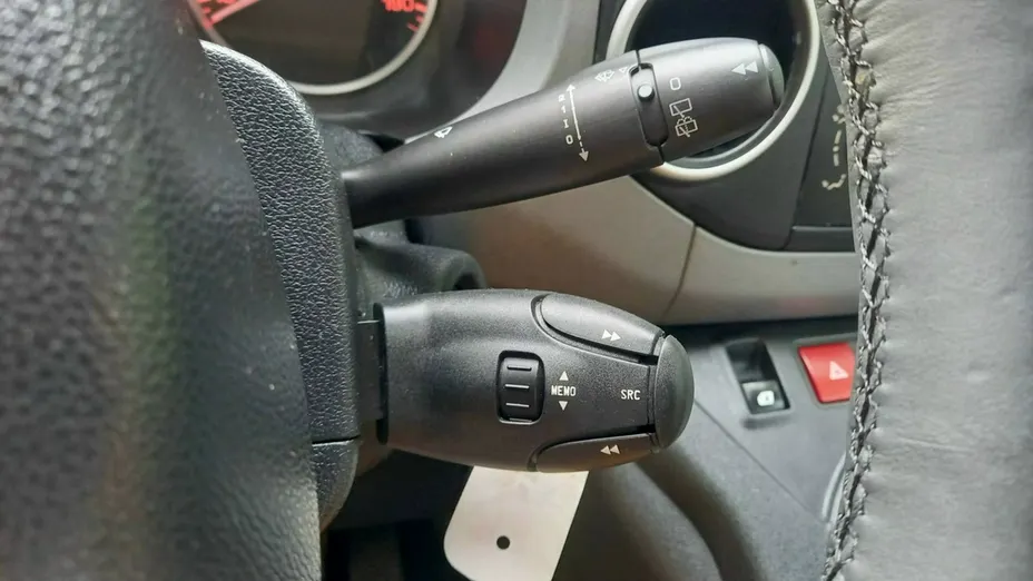 PEUGEOT Partner -