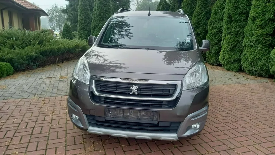 PEUGEOT Partner -
