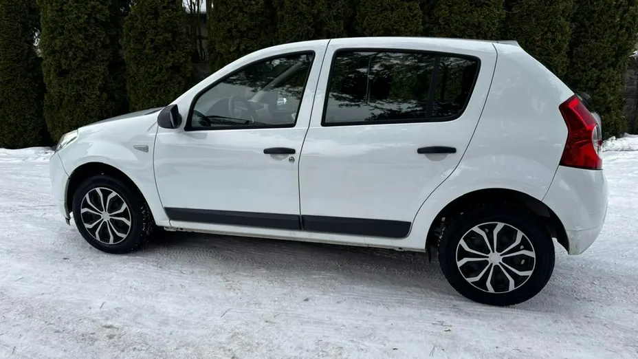 DACIA Sandero -