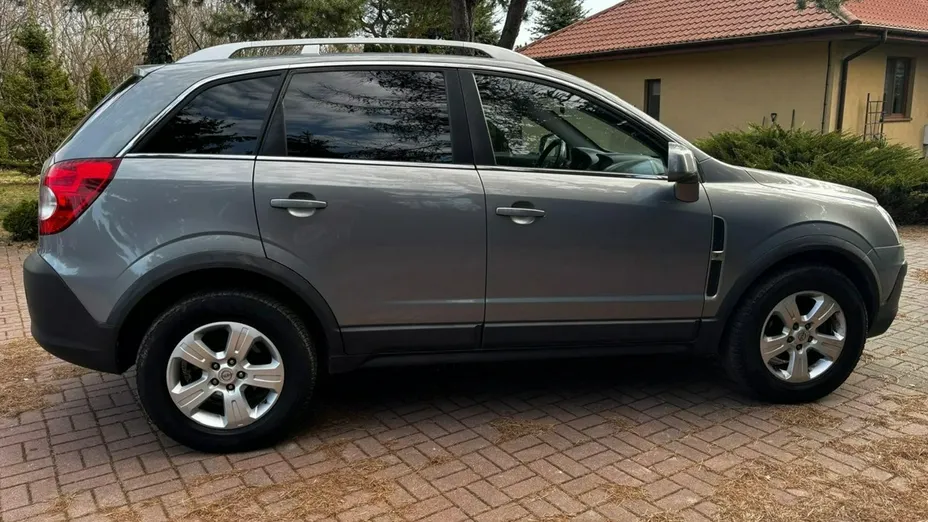 OPEL Antara -