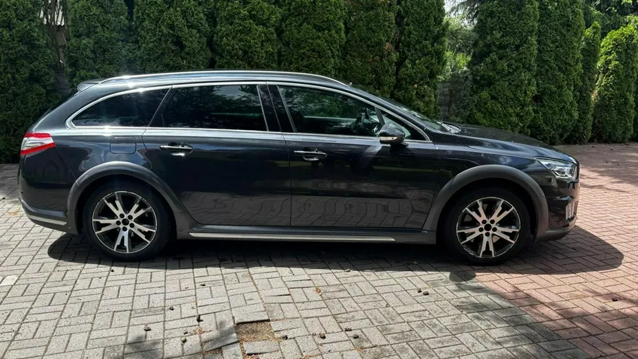 PEUGEOT 508 -