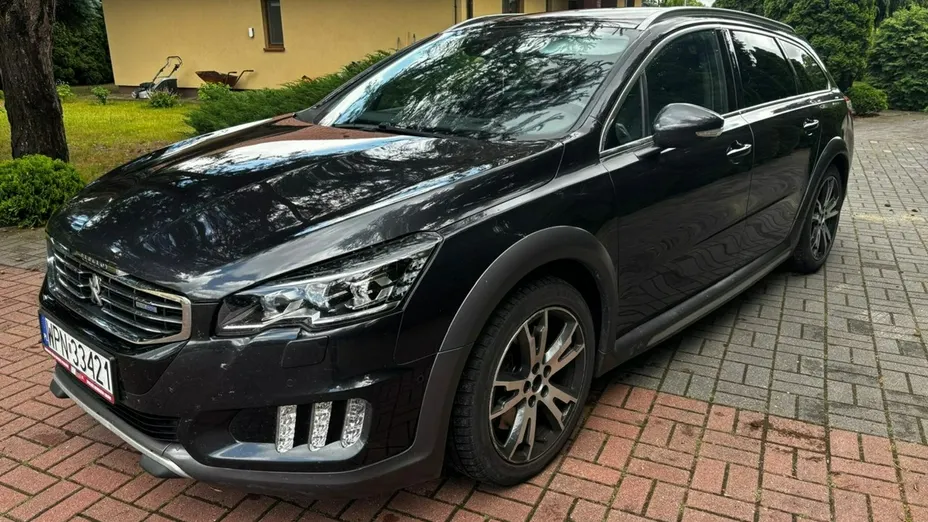 PEUGEOT 508 -