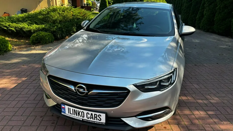 OPEL Insignia -