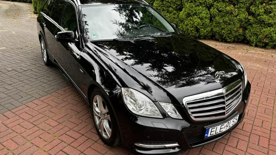 MERCEDES-BENZ E Klasa -