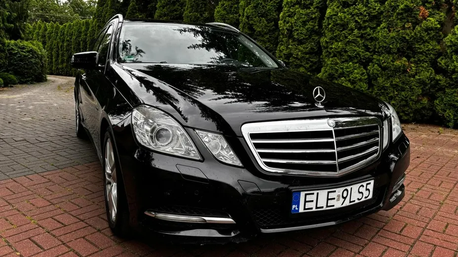 MERCEDES-BENZ E Klasa -