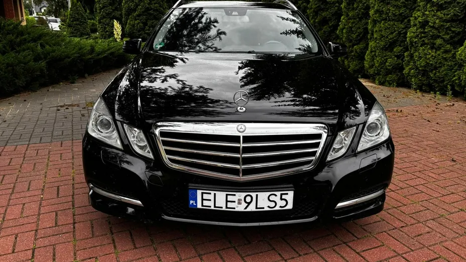 MERCEDES-BENZ E Klasa -