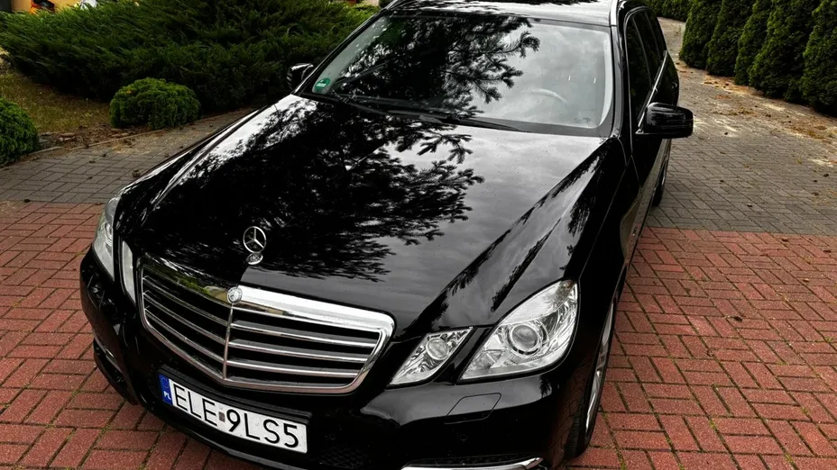 MERCEDES-BENZ E Klasa -