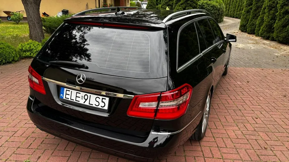 MERCEDES-BENZ E Klasa -