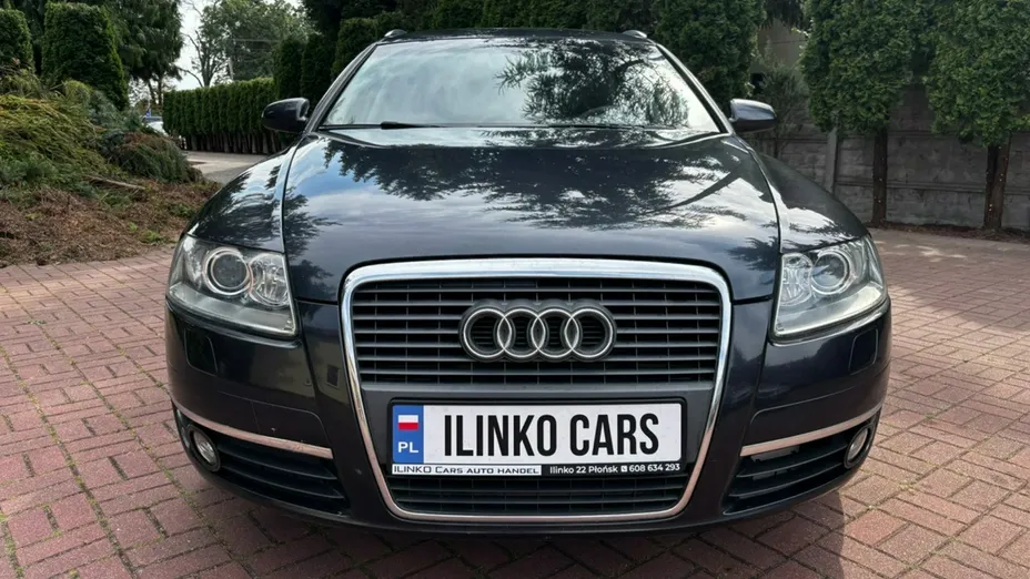AUDI A6 -
