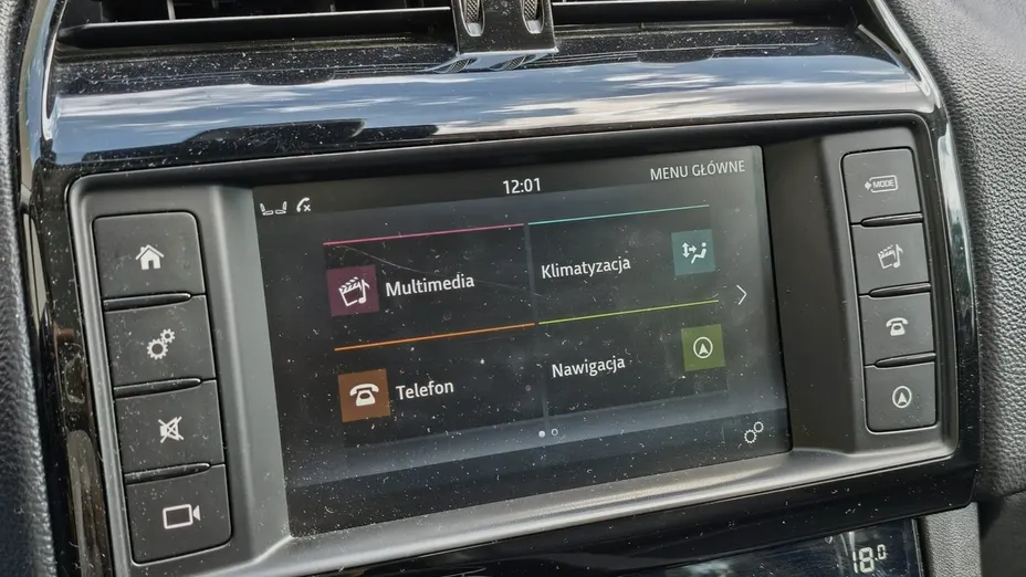 JAGUAR F-Pace -