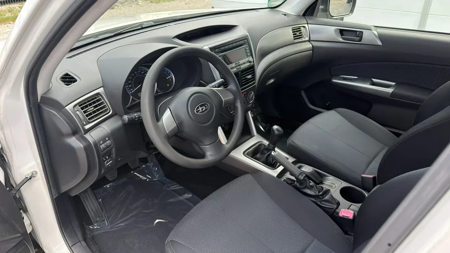 SUBARU Forester -