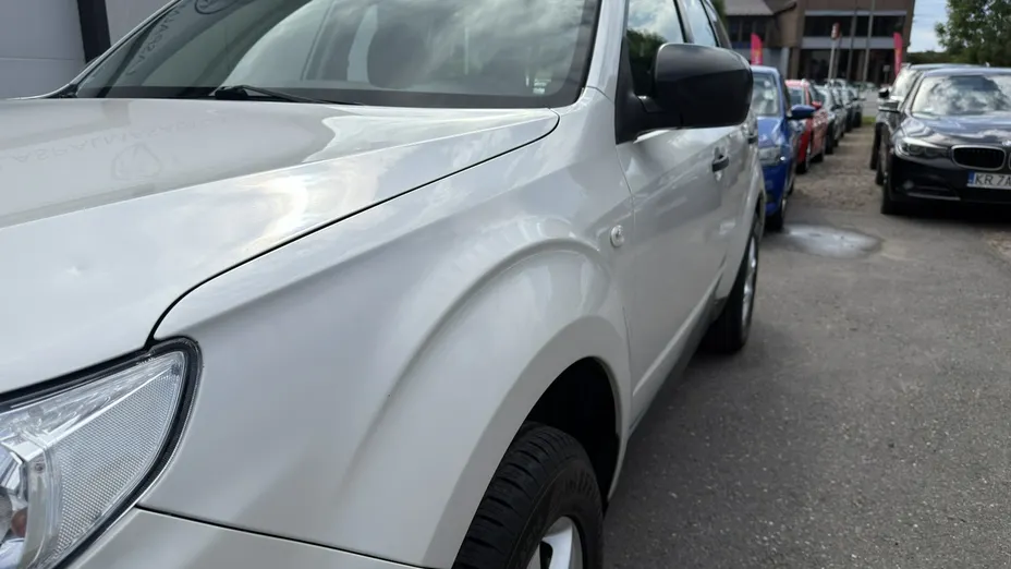 SUBARU Forester -