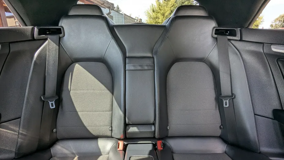MERCEDES-BENZ E Klasa -