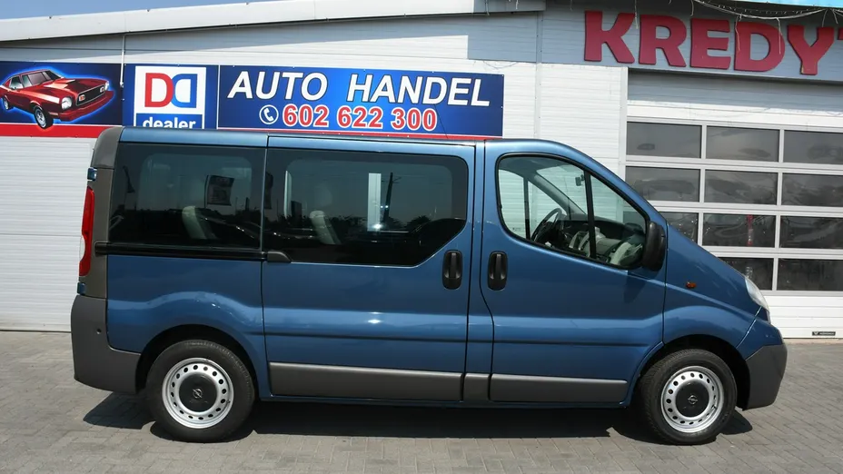 OPEL Vivaro -