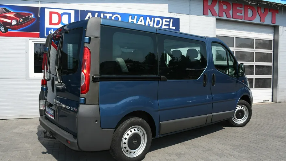 OPEL Vivaro -