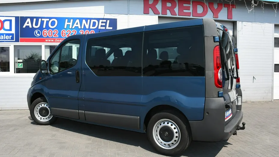 OPEL Vivaro -