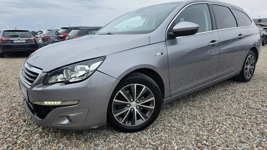 PEUGEOT 308 -