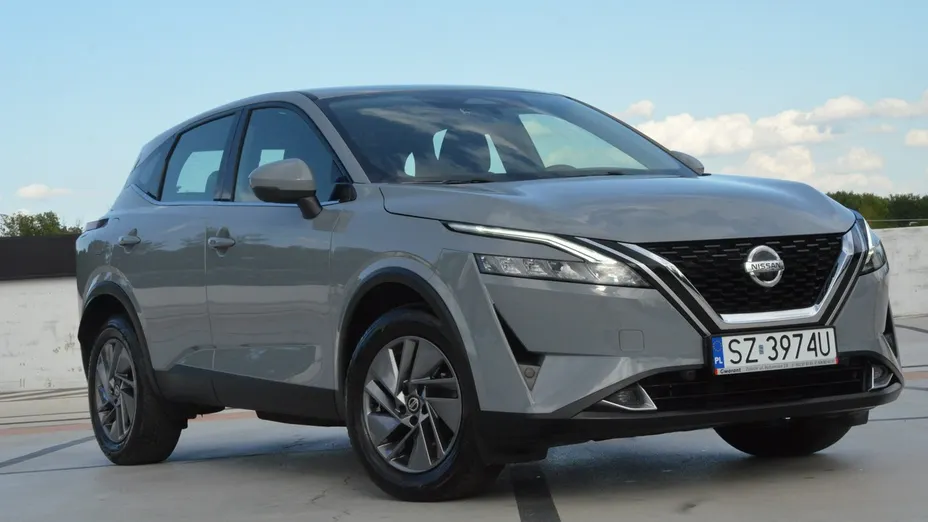 NISSAN Qashqai -