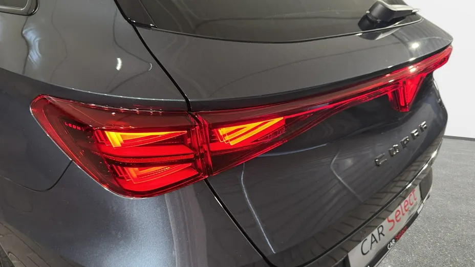 CUPRA Leon Sportstourer -