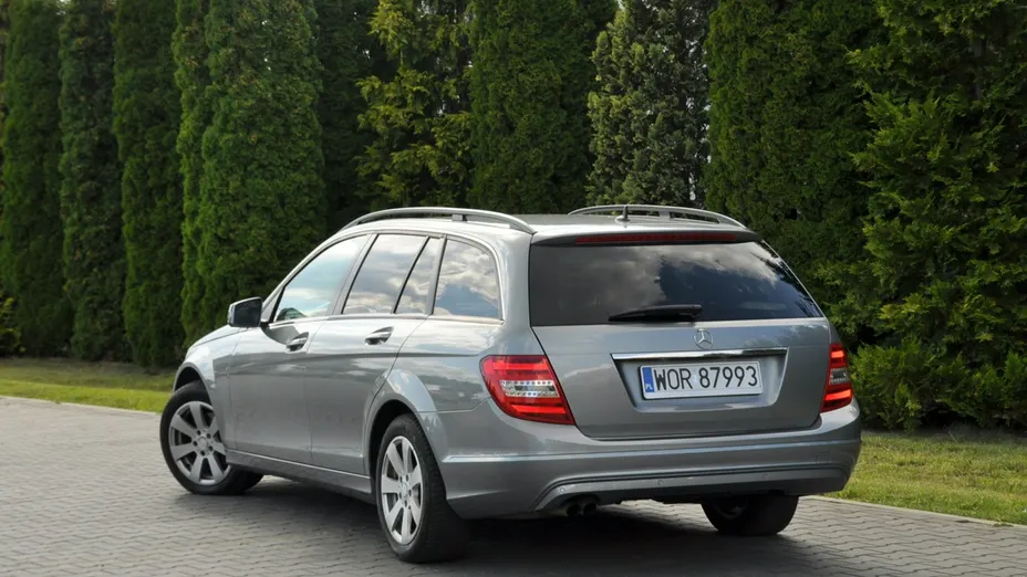 MERCEDES-BENZ C Klasa -