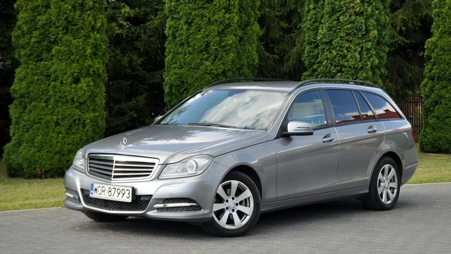 MERCEDES-BENZ C Klasa -
