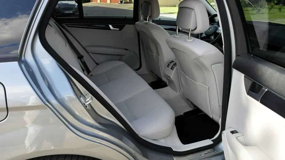 MERCEDES-BENZ C Klasa -