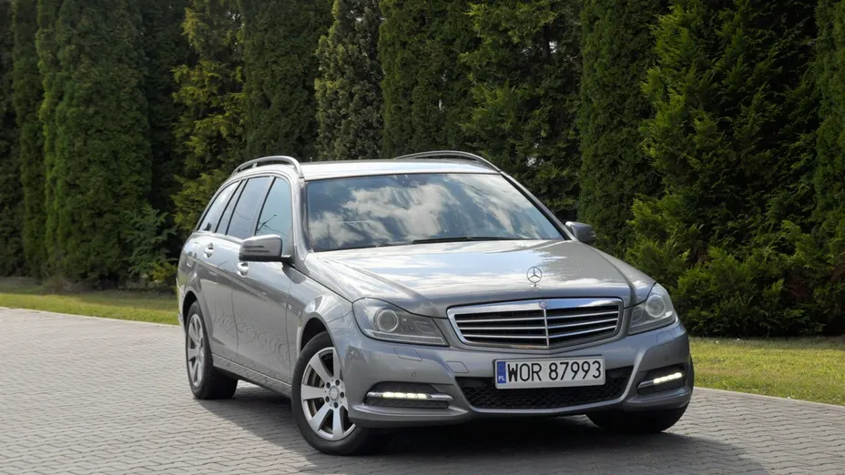 MERCEDES-BENZ C Klasa -