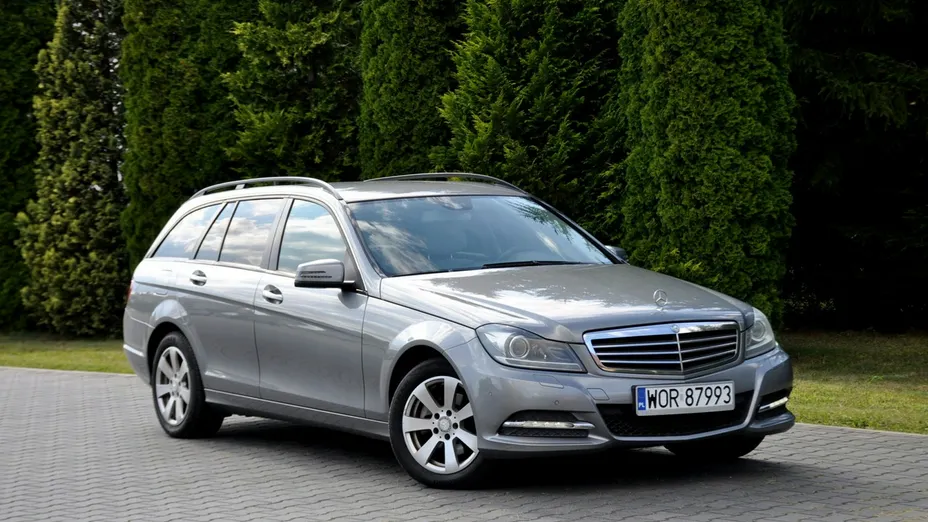 MERCEDES-BENZ C Klasa -
