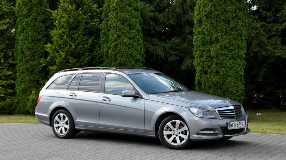 MERCEDES-BENZ C Klasa -
