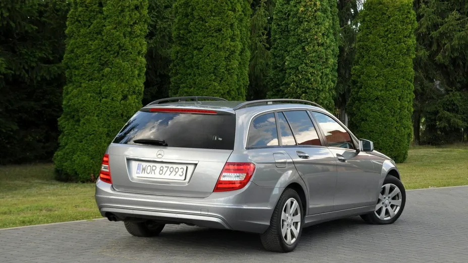 MERCEDES-BENZ C Klasa -