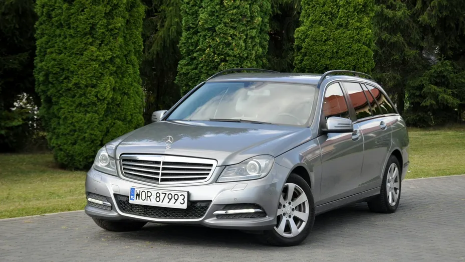 MERCEDES-BENZ C Klasa -