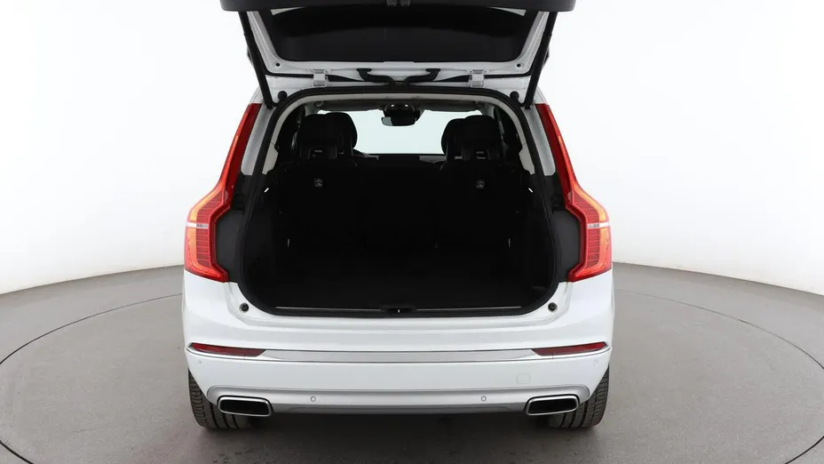 VOLVO XC90 -