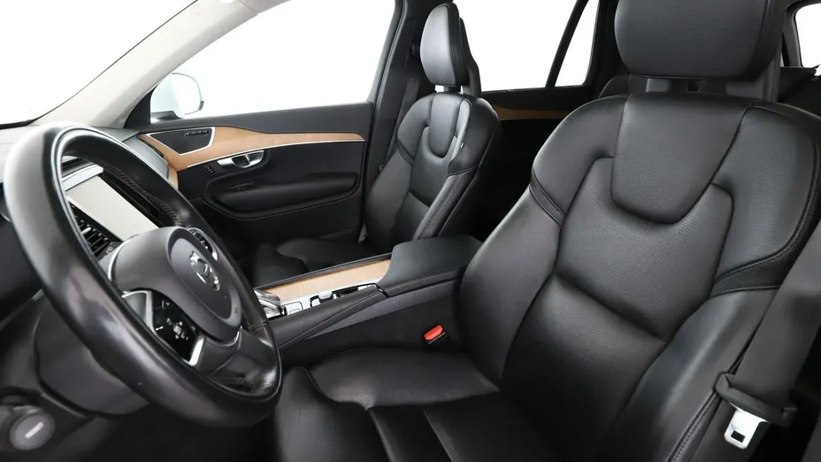 VOLVO XC90 -